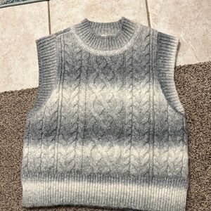 Design History Gray and Cream Cable Knit Sweater Vest medium Dark Academia